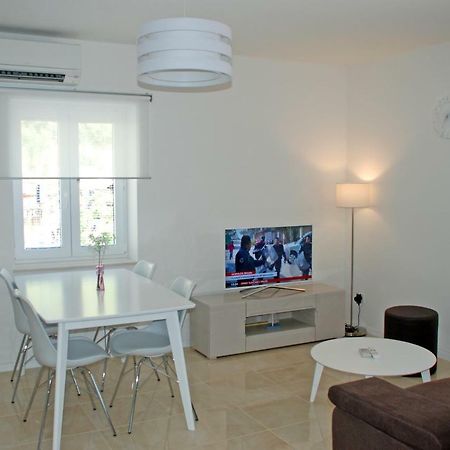 Apartment Bilo Omiš Exterior foto