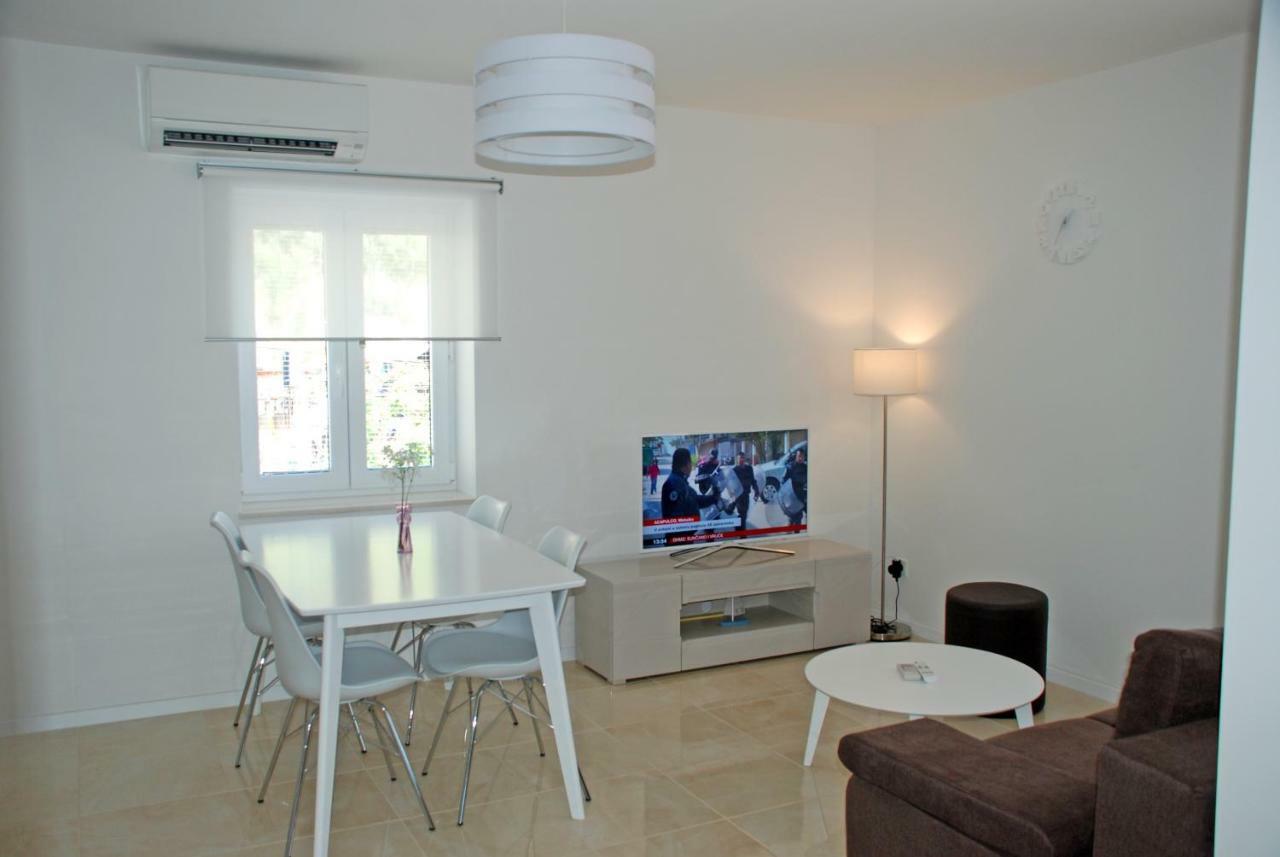 Apartment Bilo Omiš Exterior foto